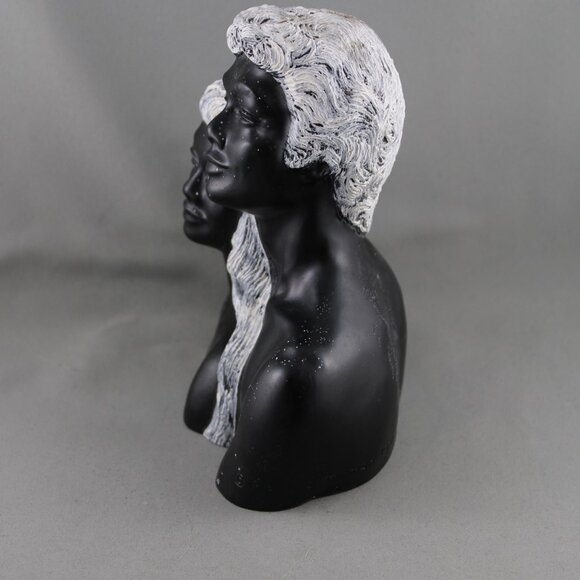 Coral Figurine (VTG) - Na Ipo by Frank Schirman - Made with Coral - Picture 6 of 11